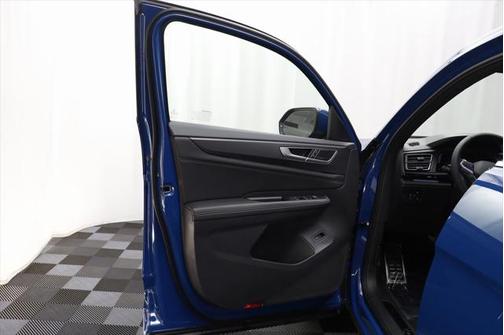 2025 Volkswagen Atlas Cross Sport 2.0T SEL Premium