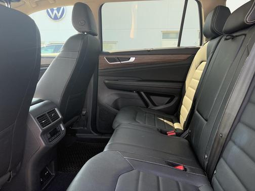 2024 Volkswagen Atlas 2.0T SEL