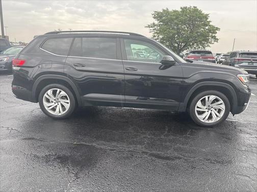 2022 Volkswagen Atlas 3.6L SE w/Technology