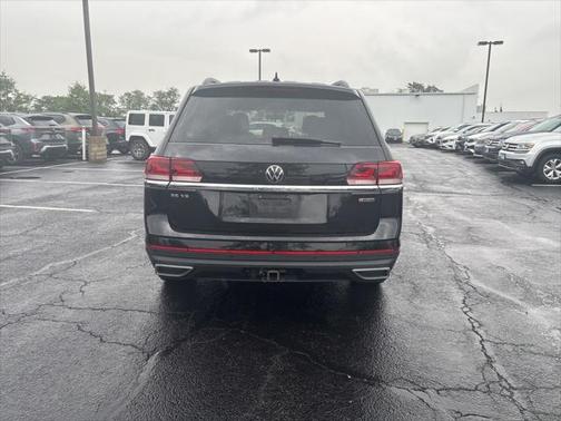 2022 Volkswagen Atlas 3.6L SE w/Technology