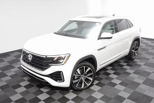 2026 Volkswagen Atlas Cross Sport 2.0T SEL Premium