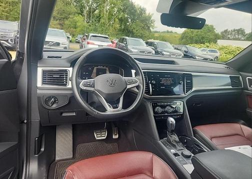 2023 Volkswagen Atlas Cross Sport 3.6L V6 SEL Premium R-Line