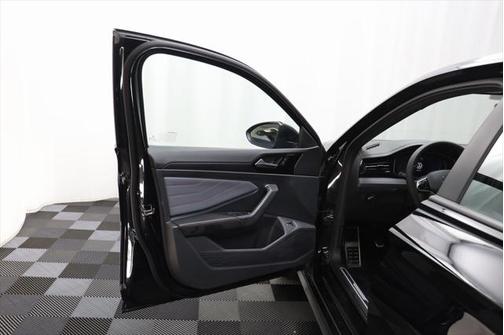 2025 Volkswagen Jetta GLI 2.0T Autobahn