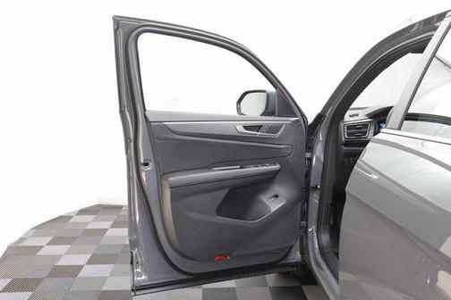 2026 Volkswagen Atlas Cross Sport 2.0T SE w/Technology 4MOTION