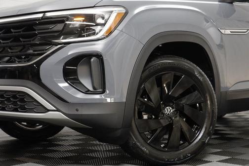 2026 Volkswagen Atlas Cross Sport 2.0T SE w/Technology 4MOTION