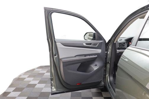 2026 Volkswagen Atlas Peak Edition