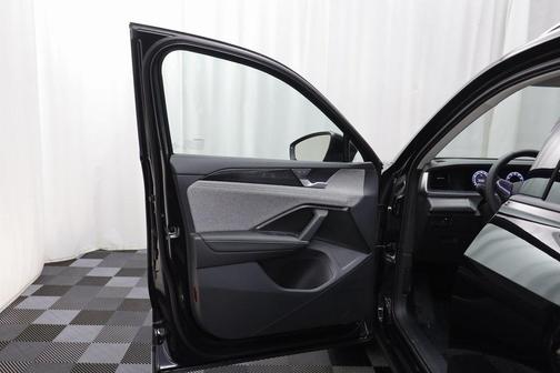 2025 Volkswagen Tiguan 2.0T S 4MOTION