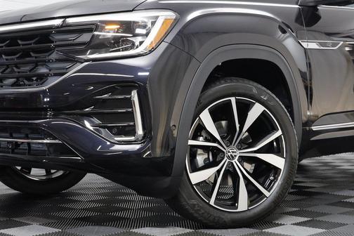 2026 Volkswagen Atlas 2.0T SEL Premium R-Line 4MOTION