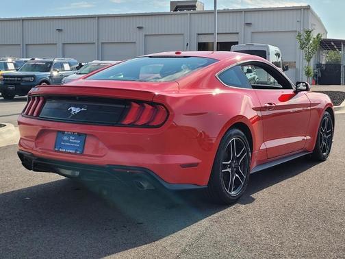 2020 Ford Mustang EcoBoost