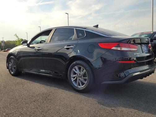 2020 Kia Optima LX