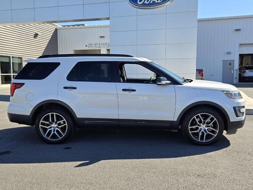 2017 Ford Explorer sport