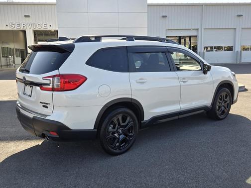 Crystal White Pearl 2025 Subaru Ascent Onyx Edition Touring