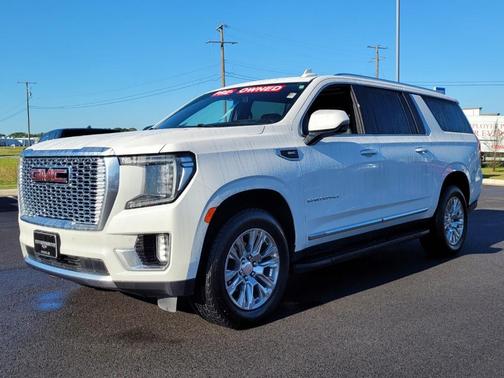 2022 GMC Yukon XL Denali