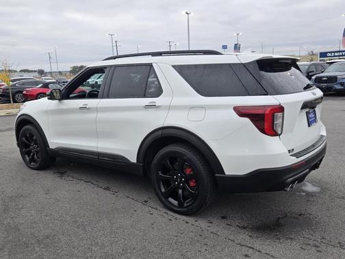 2024 Ford Explorer ST