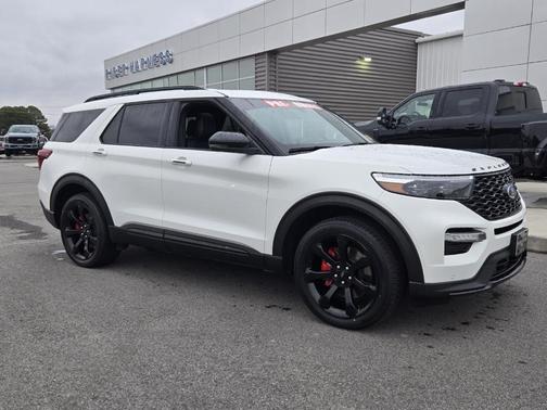 2024 Ford Explorer ST