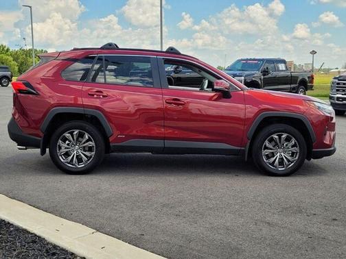 2024 Toyota RAV4 Hybrid XLE Premium