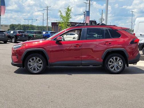 2024 Toyota RAV4 Hybrid XLE Premium