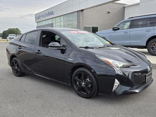 2018 Toyota Prius Four Touring