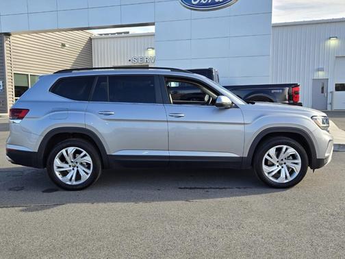 2023 Volkswagen Atlas 3.6L SE w/Technology