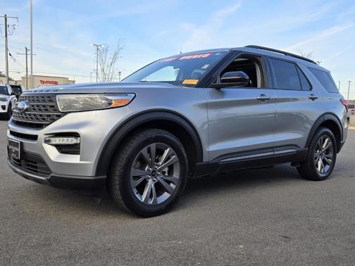 2022 Ford Explorer XLT