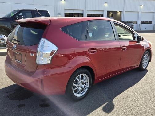 2013 Toyota Prius v Three