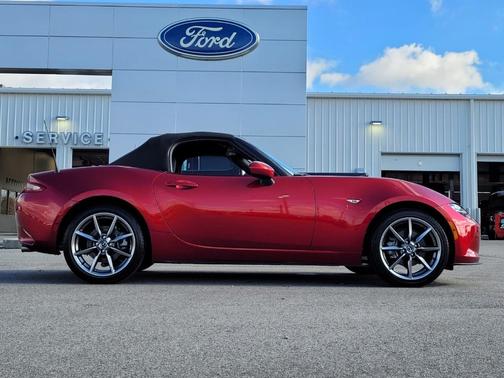 2022 Mazda MX-5 Miata Grand Touring