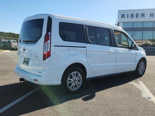 2023 Ford Transit Connect XLT