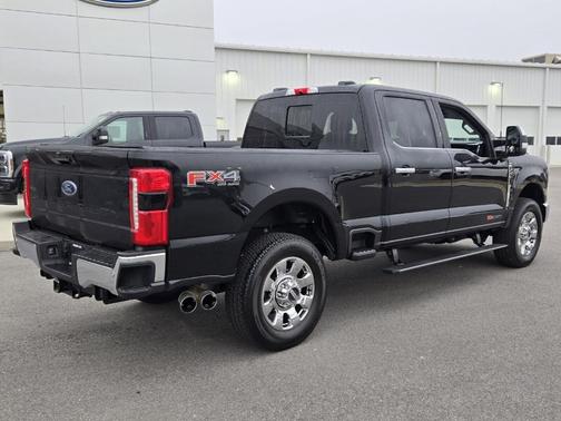 2025 Ford F-250 Lariat