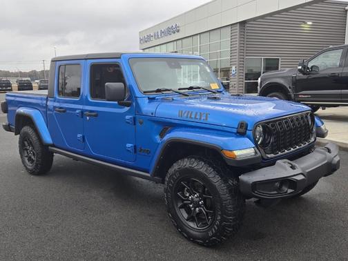 2024 Jeep Gladiator Sport