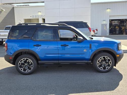 Velocity Blue Metallic 2026 Ford Bronco Sport Outer Banks