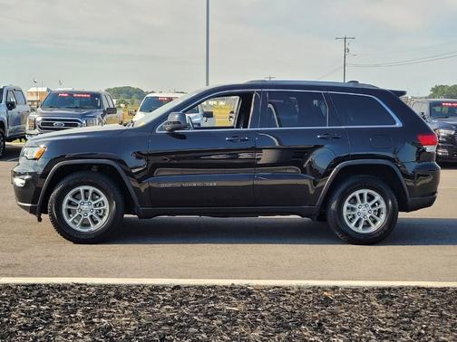 2020 Jeep Grand Cherokee Laredo E