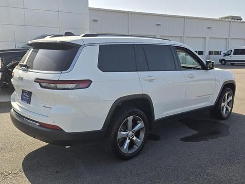 Bright White Clearcoat 2022 Jeep Grand Cherokee L Limited