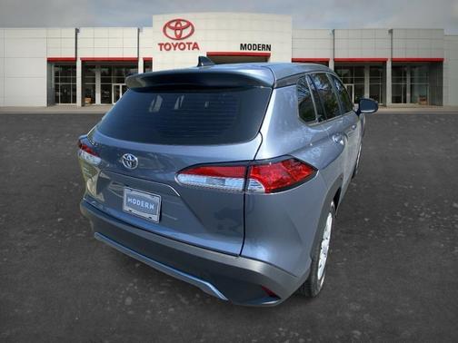 Gray 2024 Toyota Corolla Cross L