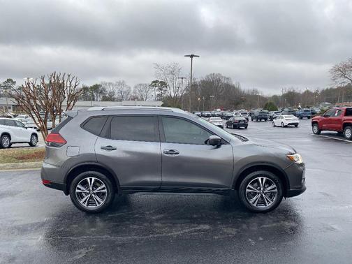 2017 Nissan Rogue SL