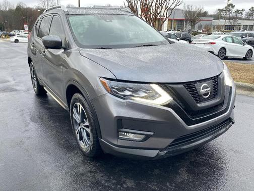 2017 Nissan Rogue SL