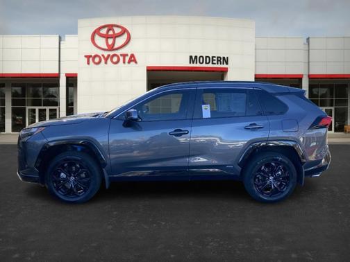 2025 Toyota RAV4 Hybrid SE