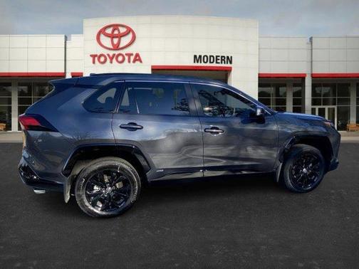 2025 Toyota RAV4 Hybrid SE