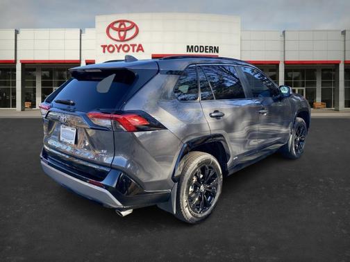 2025 Toyota RAV4 Hybrid SE