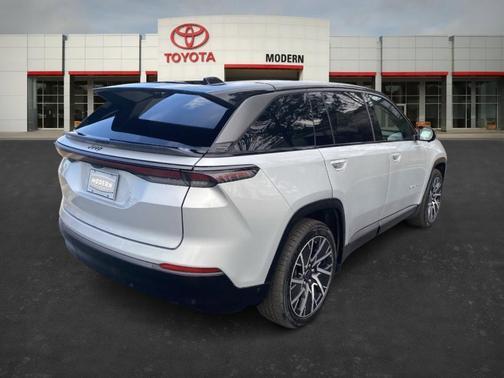 2025 Jeep Wagoneer S Limited