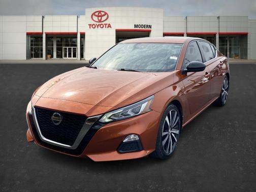 2022 Nissan Altima 2.5 SR