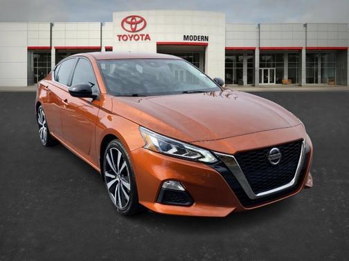 2022 Nissan Altima 2.5 SR