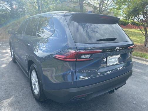 Gray 2025 Toyota Grand Highlander XLE