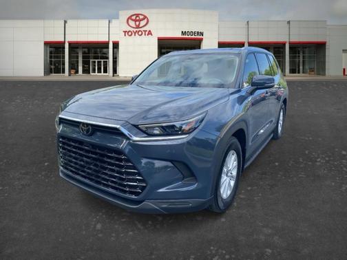 Gray 2025 Toyota Grand Highlander XLE