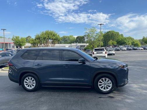Gray 2025 Toyota Grand Highlander XLE