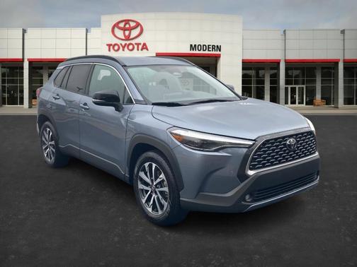 2025 Toyota Corolla Cross XLE