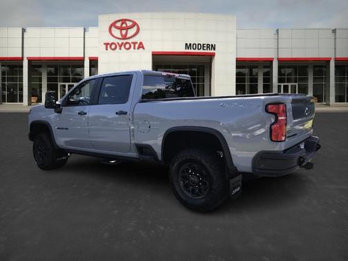 2024 Chevrolet Silverado 2500 ZR2