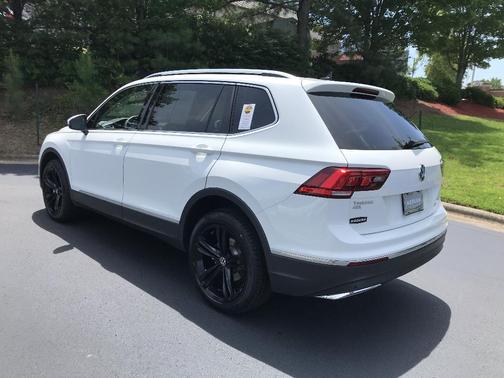 2021 Volkswagen Tiguan 2.0T SEL
