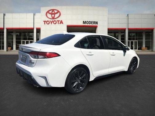 2024 Toyota Corolla Hybrid SE