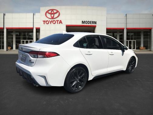 2024 Toyota Corolla Hybrid SE