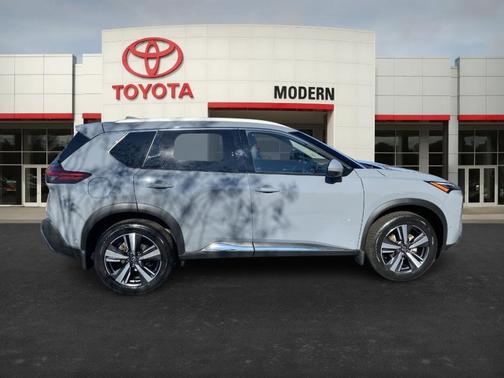 2021 Nissan Rogue Platinum